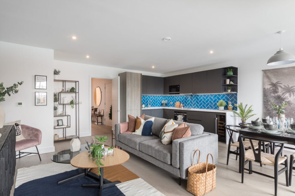  Design brand new 3 bedroom apartment in Shoreditch 